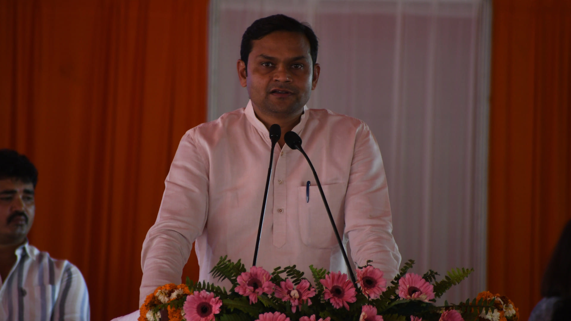 CM Yogi was present as the chief guest on the 29th death anniversary of Om Prakash Paswan in Gorakhpur