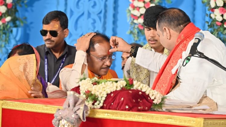 CG News: श्रद्धालु विभिन्न तीर्थ स्थलों का कर सकेंगे दर्शन, मुख्यमंत्री तीर्थयात्रा योजना 27 मार्च शुरू