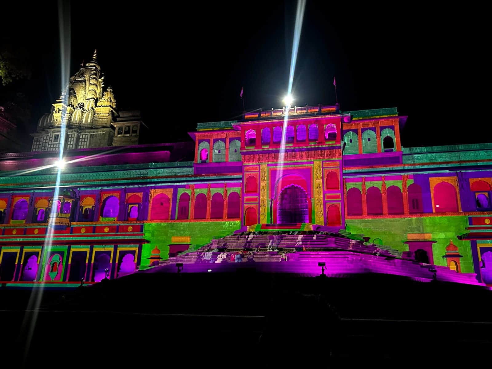 Maheshwar News: Historical light and sound show will be held in Maheshwar