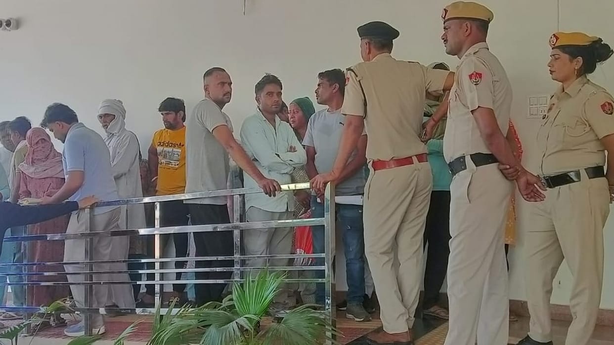 Mistake by Dadri police, Haryana Scheduled Commission team arrived, forgot to call 24 complainants