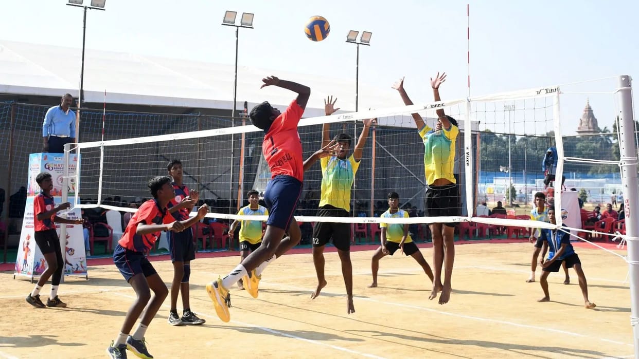 Varanasi mandal Officials summoned to Lucknow for spending 1.60 crore on volleyball competition at BHU