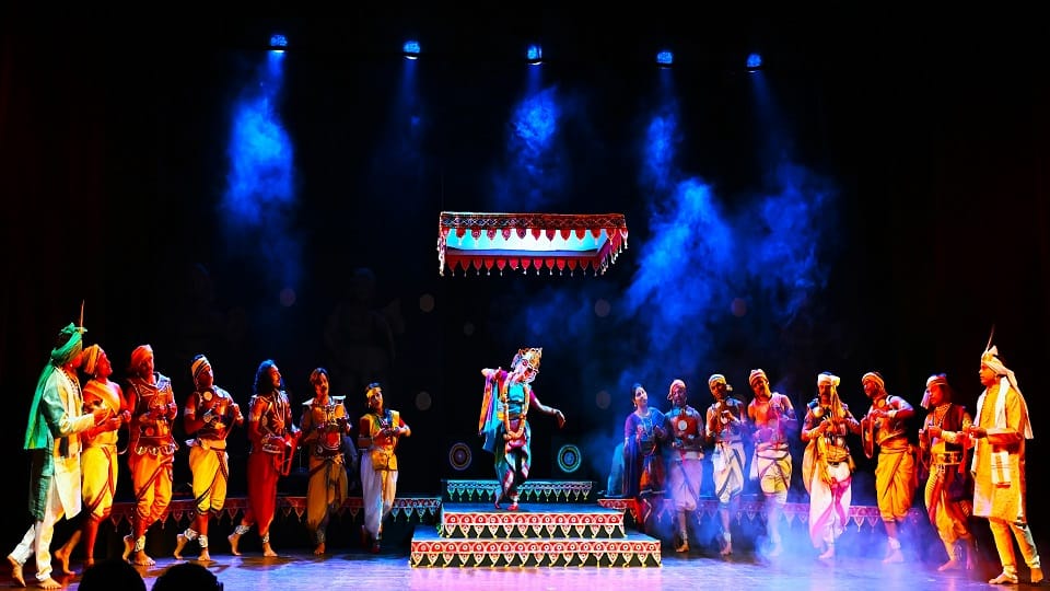 World Theatre Day: The hold of theatre has strengthened in regional languages along with Hindi,