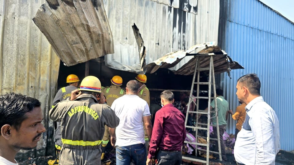 Fire breaks out in Aligarh Mayor Prashant Singhal hardware factory