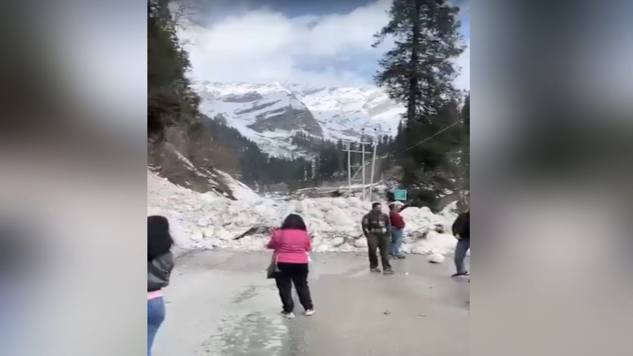 Himachal Weather:  Avalanche in Dhundi on Manali-Keylong highway, know forecast  for seven days