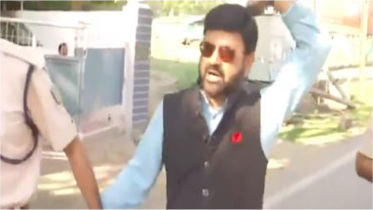 Jharkhand: BJP's Pratul Shahdeo detained by police for protesting against murder of Anil Tiger