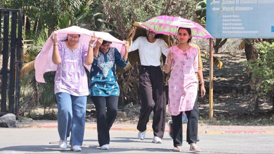 wheather news heat become severe in delhi temperature will cross 40 degrees next week
