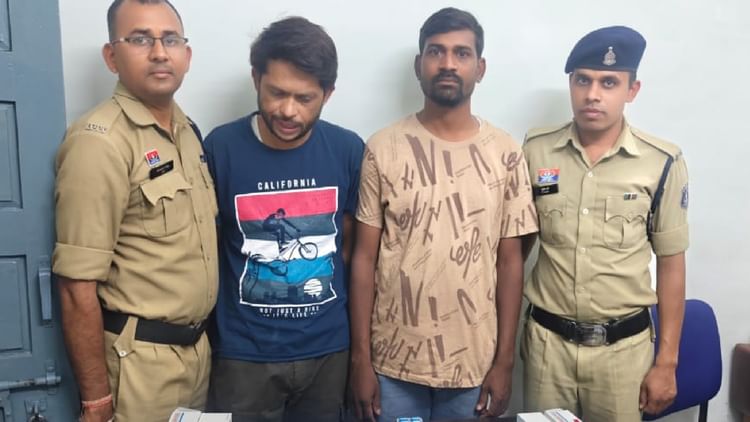CG: स्पीड पोस्ट के माध्यम से गुजरात से रायपुर मांगता था नशीली टेबलेट, घूम-घूमकर शहर में बेचा, पुलिस ने दबोचा