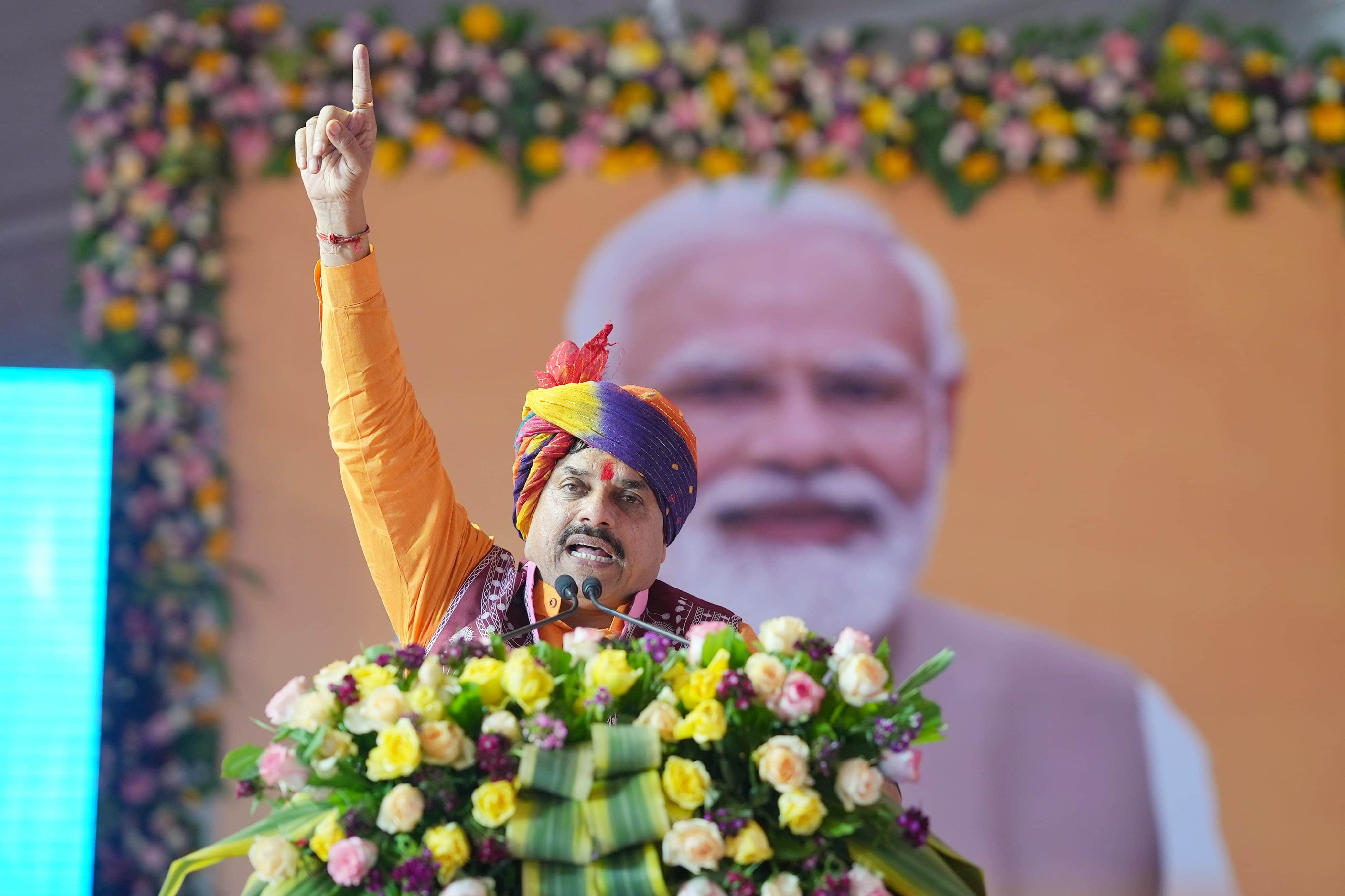 झाबुआ में आयोजित सामूहिक विवाह समारोह में पहुंचे सीएम मोहन यादव