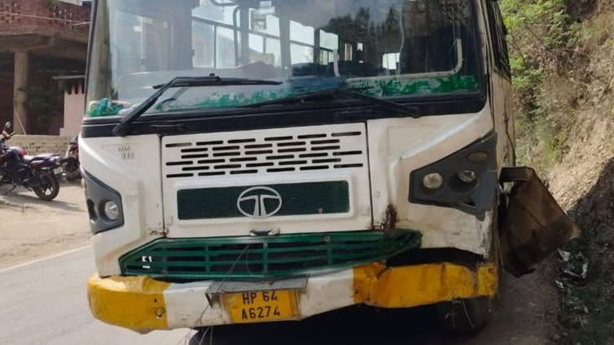 Himachal Solan HRTC bus collided with a hill steering suddenly got locked major accident averted