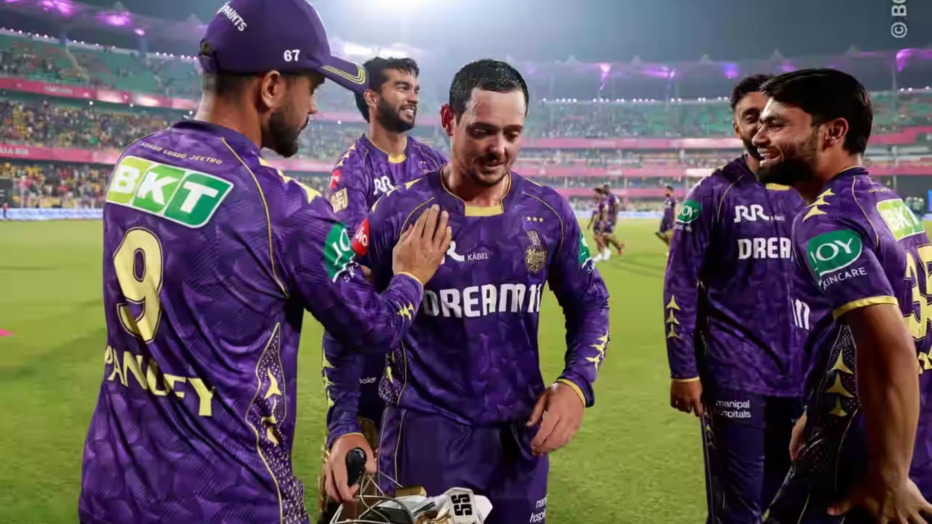 IPL 2025: 'Heartbroken', fans disappointed to see Rajasthan Royals coach Rahul Dravid on wheelchair, see photo