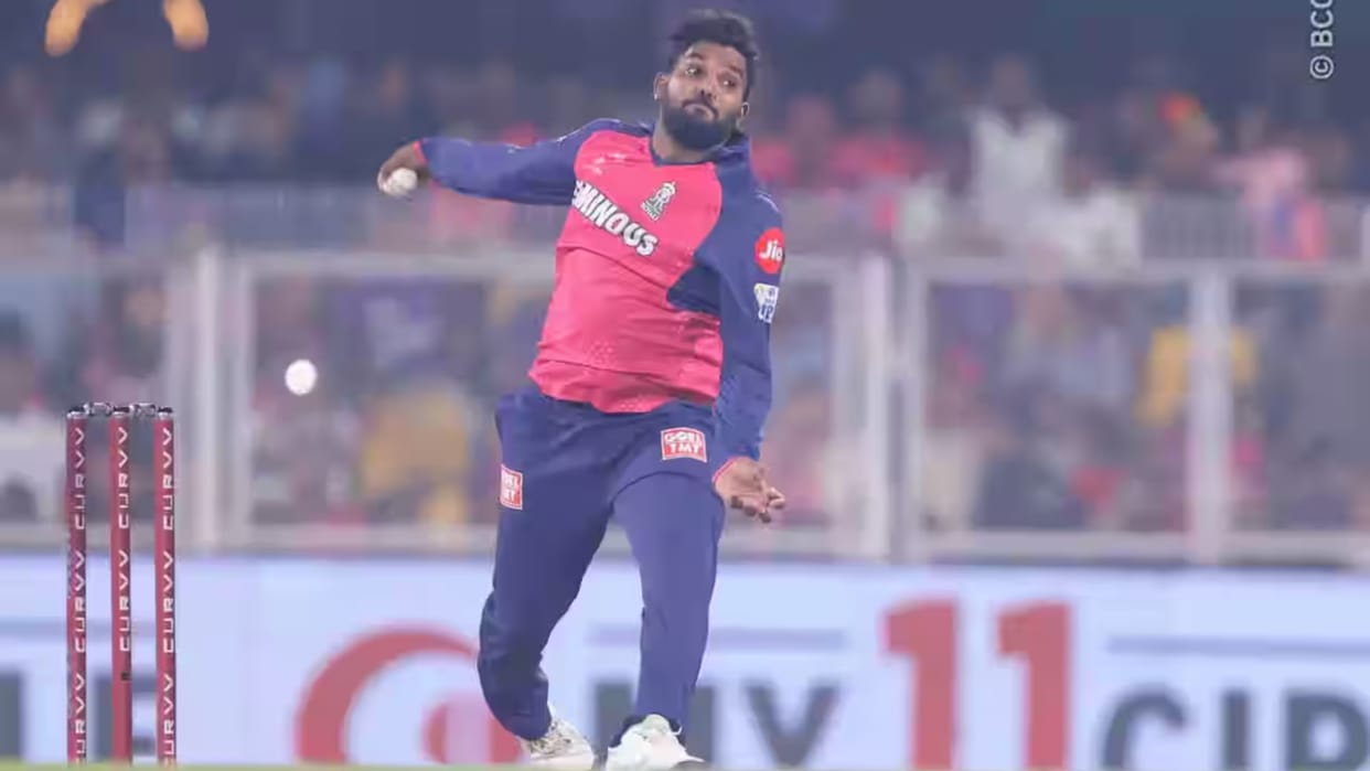 RR vs KKR: Second ball rule used for the first time in IPL, Rajasthan Royals became the first team to use it