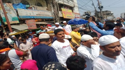 Alvida Jumma 2025 : Alvida Jumma today, two Jamaats offered Namaaz in Jama Masjid
