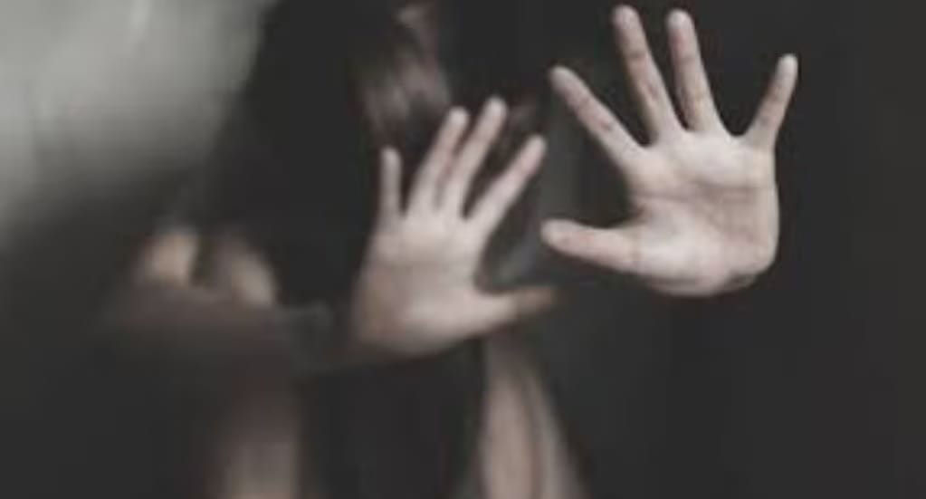 Case of bad touch with an innocent The girl told the truth then the mother and aunts lie was caught