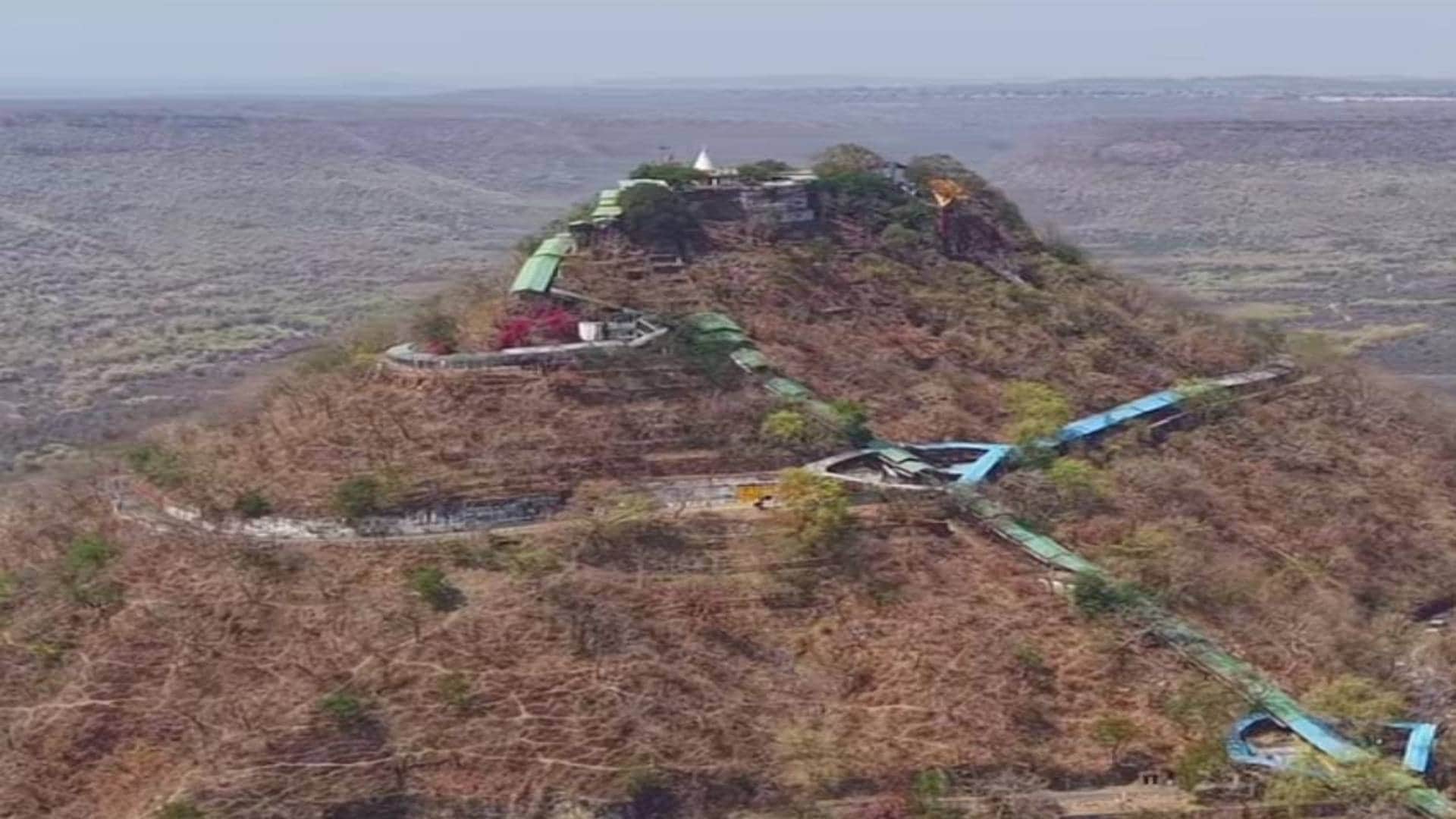 Chaitra Navratri 2025 MP Maihar Sharda Mata Mandir History and Significance in Hindi