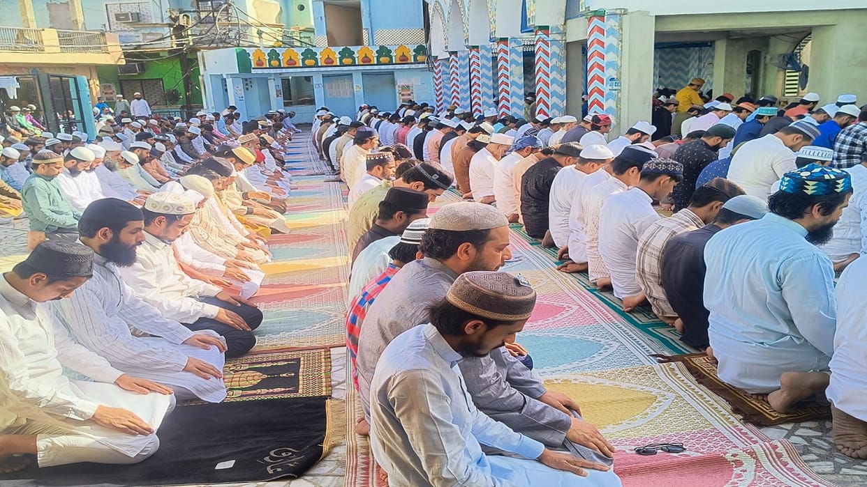 Alvida Jumma Namaz concluded peacefully in Bareilly