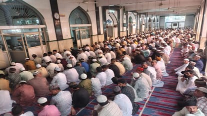 Alvida Jumma Namaz concluded peacefully in Bareilly