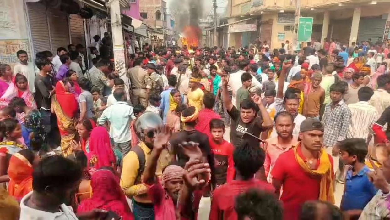 Samastipur News: Anti-social elements vandalized temple, tension in area, police deployed on spot