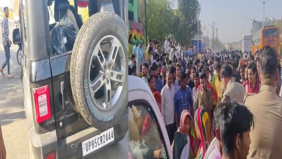 speed wreaks havoc: E-rickshaw blows up on Delhi highway husband and wife fly in air both die