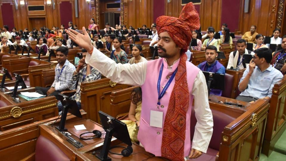 Developed India Youth Parliament Festival organized in Lucknow Assembly 240 youth will give speeches