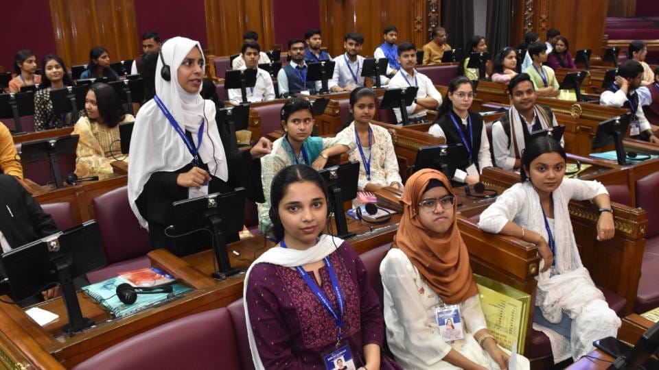 Developed India Youth Parliament Festival organized in Lucknow Assembly 240 youth will give speeches