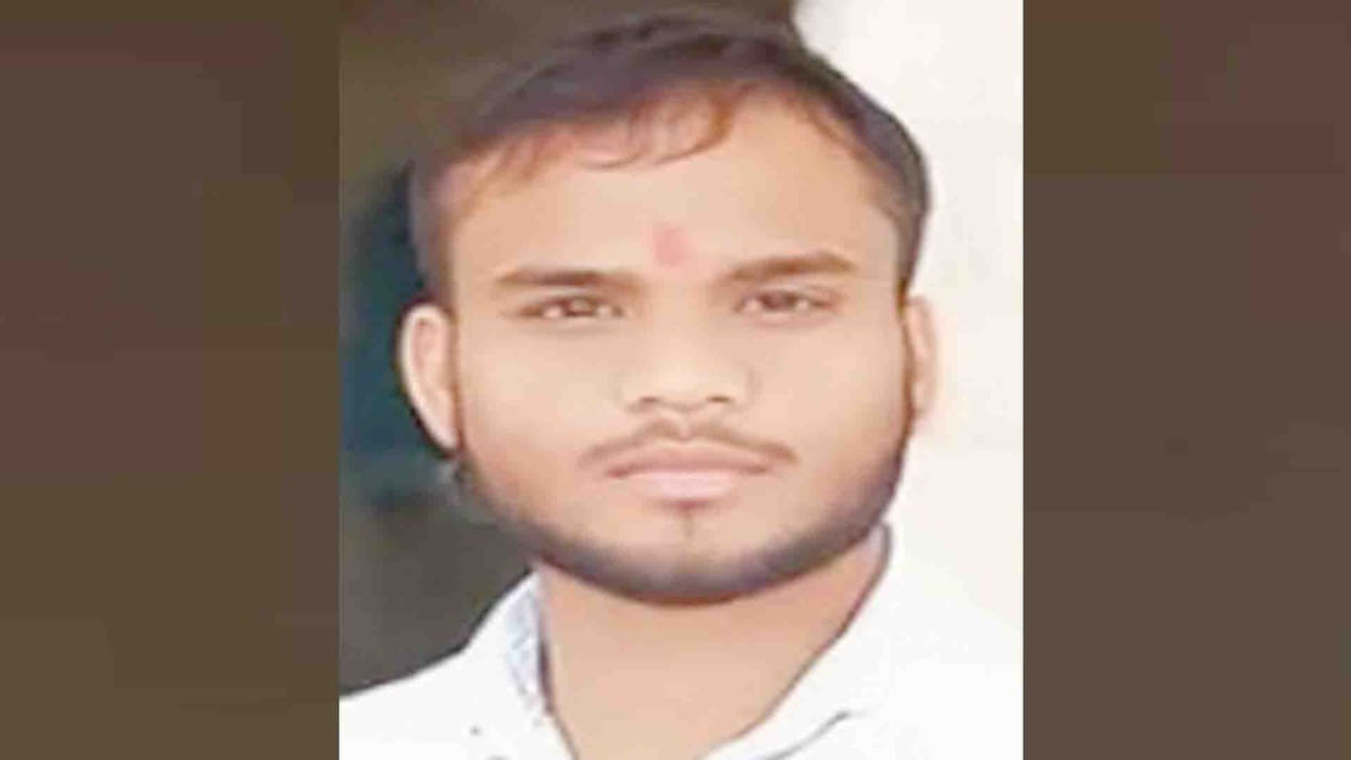 Fatehpur: Student commits suicide after being beaten up by girlfriend's family