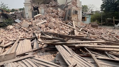Earthquake: 35 lakh people became homeless in Myanmar, forced to take shelter in camps