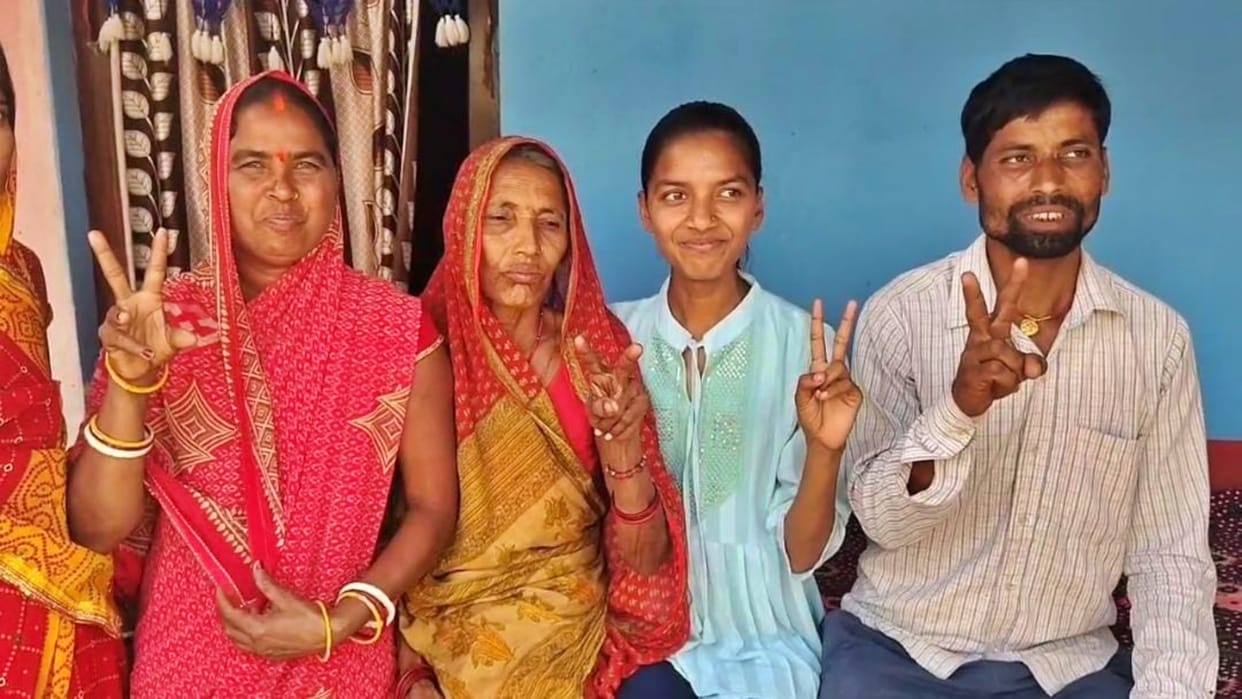 Bihar Board 10th Result: Painter's daughter Priya becomes Bihar topper, wants to serve country by becoming IAS