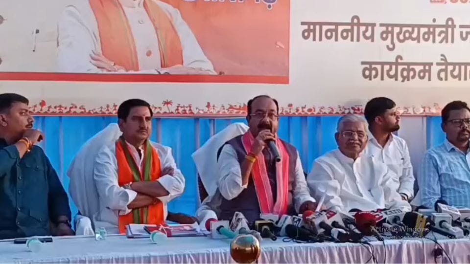 डिप्टी सीएम अरुण साव ने की प्रेस कॉन्फ्रेंस