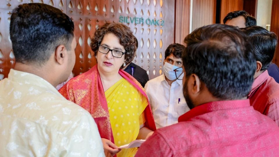 Priyanka Gandhi claim central government of stopping discussion in Parliament