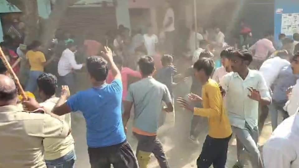 Pratapgarh Protest After Woman Dies Under Suspicious Circumstances Allegations Of Rape And Murder