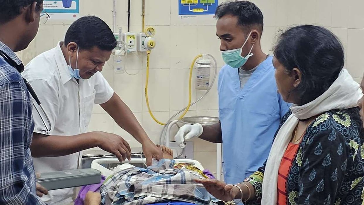 A woman was hit by an IED planted by Naxalites in Bijapur