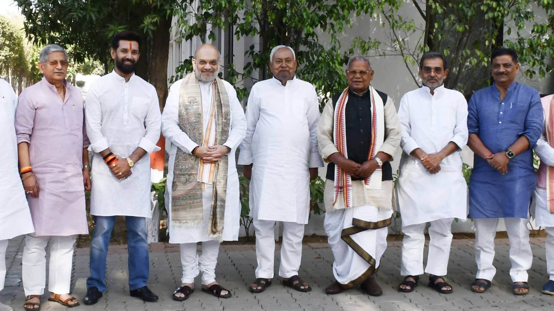 सीएम आवास में अमित शाह के साथ NDA टीम (फाइल फोटो)