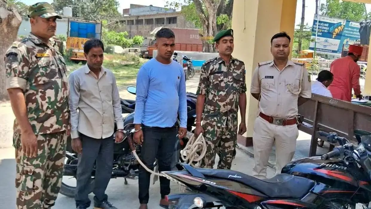 Bihar News: extorting money by becoming fake MVI on Muzaffarpur-Darbhanga highway, police arrested two accused