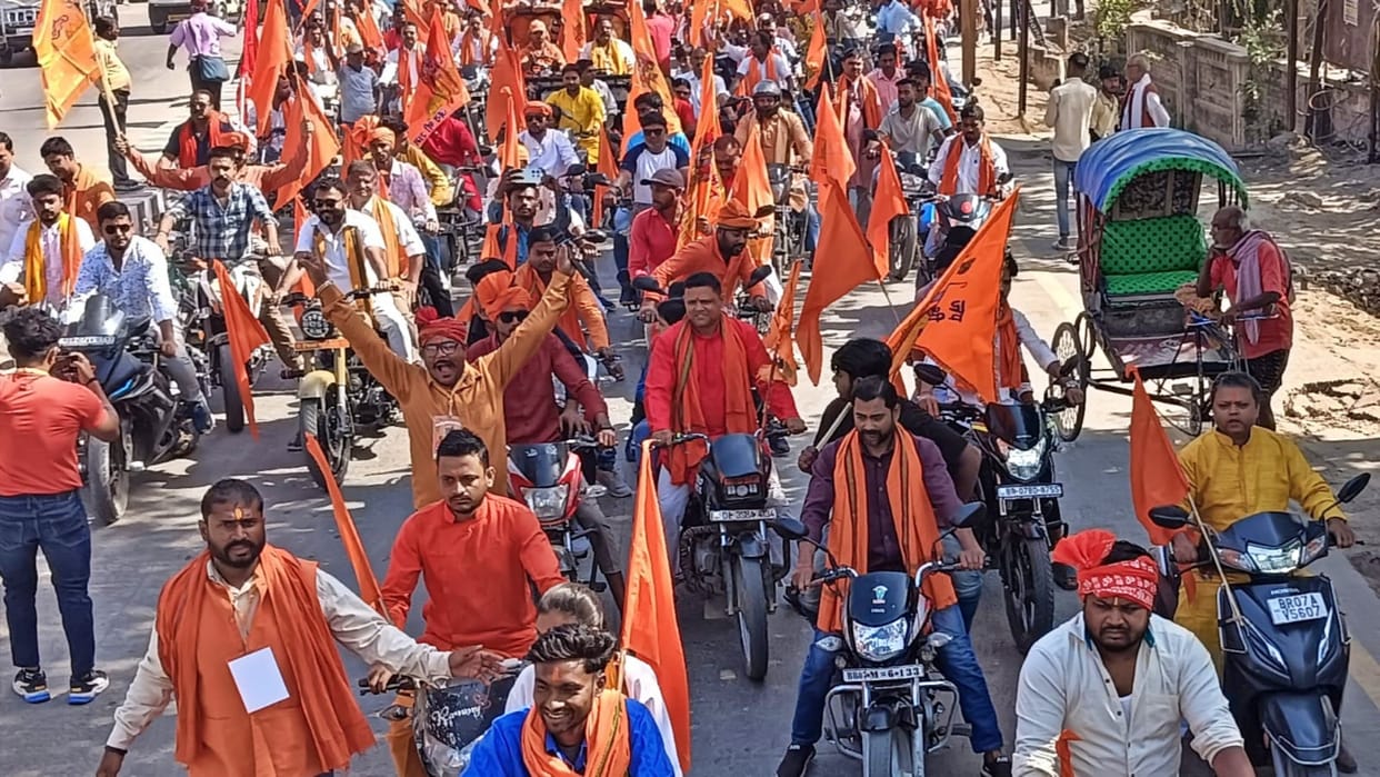 vhp opposes durga idol distortion traditional puja rules kolkata