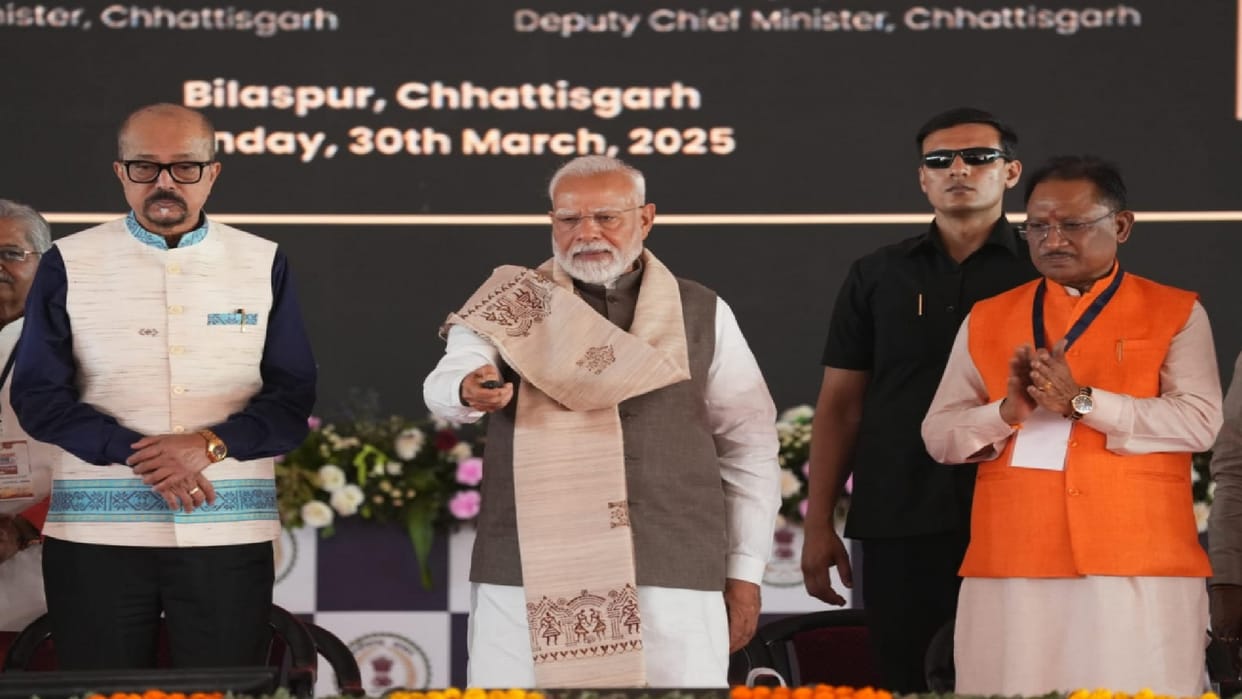 PM Modi gave the gift of development projects worth Rs 33 thousand 700 crore to Chhattisgarh