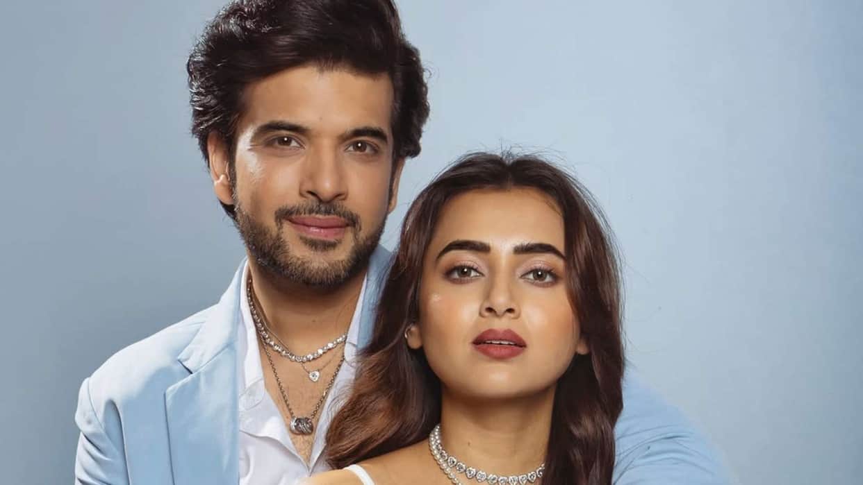 Karan Kundrra Praise girlfriend Tejasswi Prakash met with her mom at first time