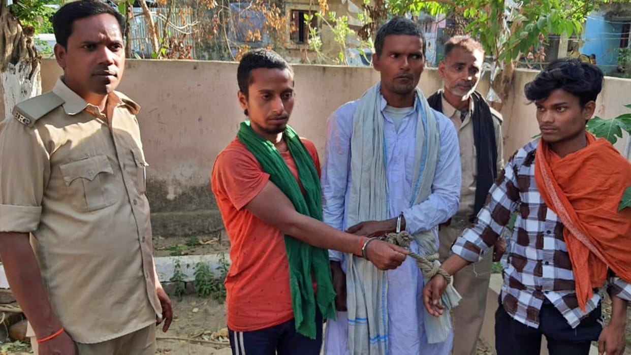 Saharsa: youth humiliated and paraded with shoes garland around neck on charges of theft, 3 accused arrested