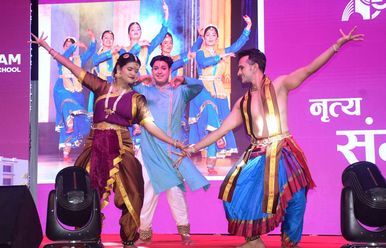 Vedam World School mega launching in Barabanki.