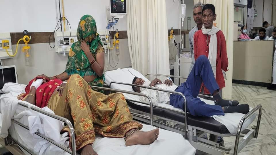 road accident happened near Nagla Sheikhu village on NH 34 of Khurja