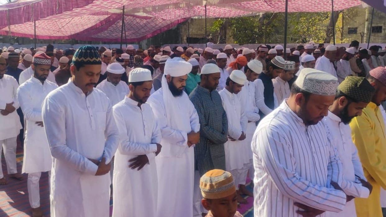 Eid 2025 prayers offered with devotion in Mirzapur