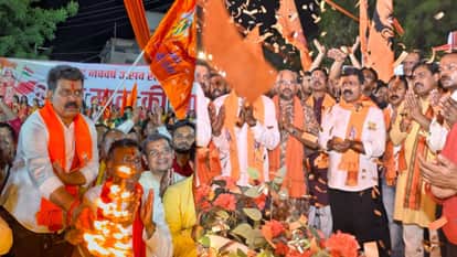 Deputy CM Vijay Sharma performed Maha Aarti on Hindu New Year