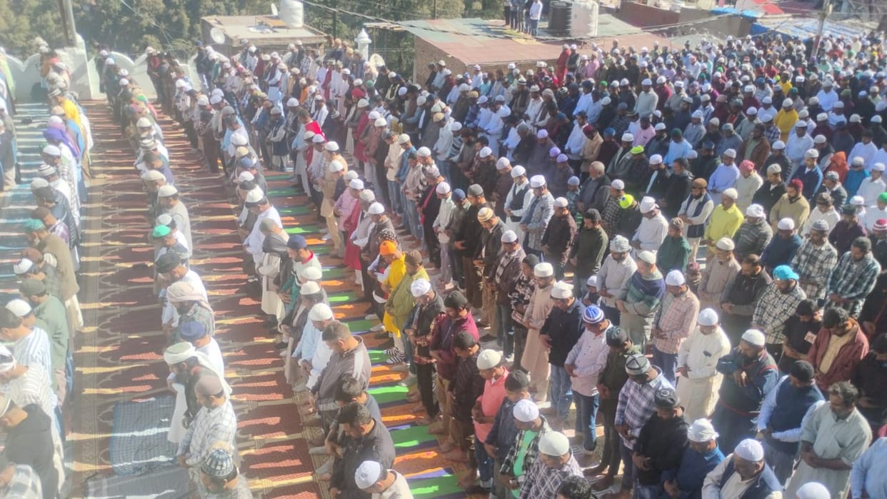 People of Muslim community in Shimla city performed Eid namaj and prayed for peace