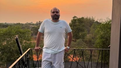 Kunal Kamra Row comedian takes jibe at Mumbai police after they reach his residence says Waste of your time