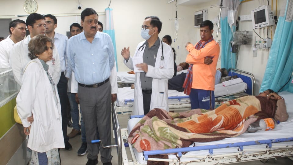 Dehradun News 335 people Hospitalized after Food Poisoning eating buckwheat dishes during Navratri fast