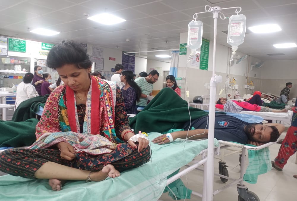 Dehradun News 335 people Hospitalized after Food Poisoning eating buckwheat dishes during Navratri fast
