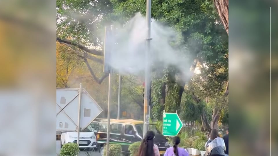 Mist spray installed on Lodhi Road to prevent air pollution
