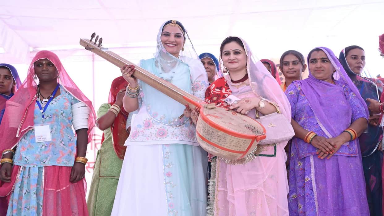 Barmer News words of saints echoed through sweet voices of folk singers on tinkling of veena see photos
