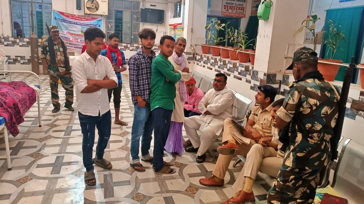 Sitamarhi News: Youth went to meet his married girlfriend, family members caught and beat him brutally, died