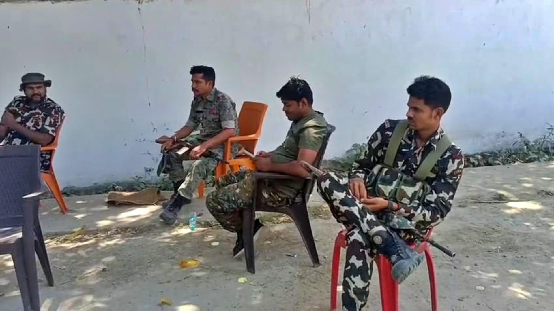 Vaishali: Tension due to writing of religious slogan and RJD Zindabad on wall of Idgah, police force deployed