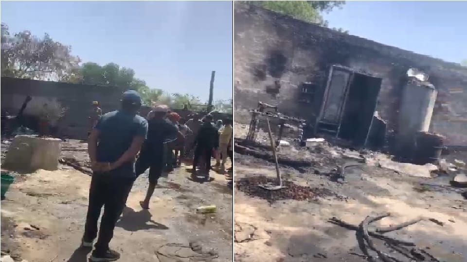 Fire broke out in a house in Hapur due to unknown reasons 15 animals died